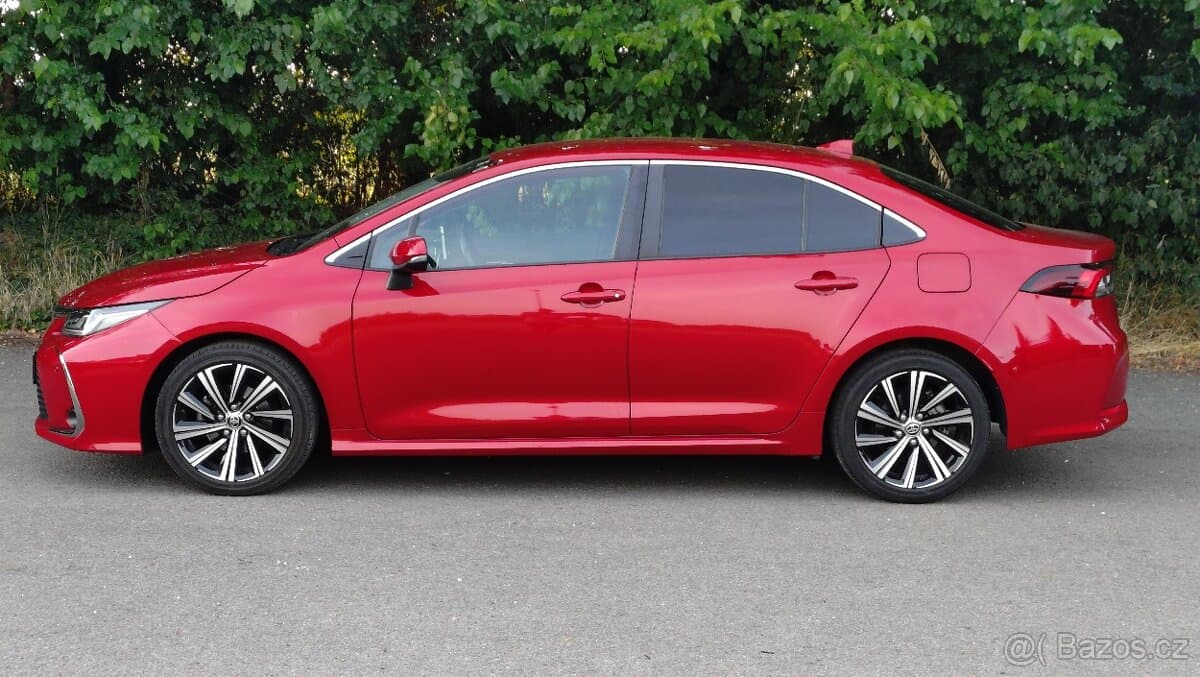 2023 Toyota COROLLA
