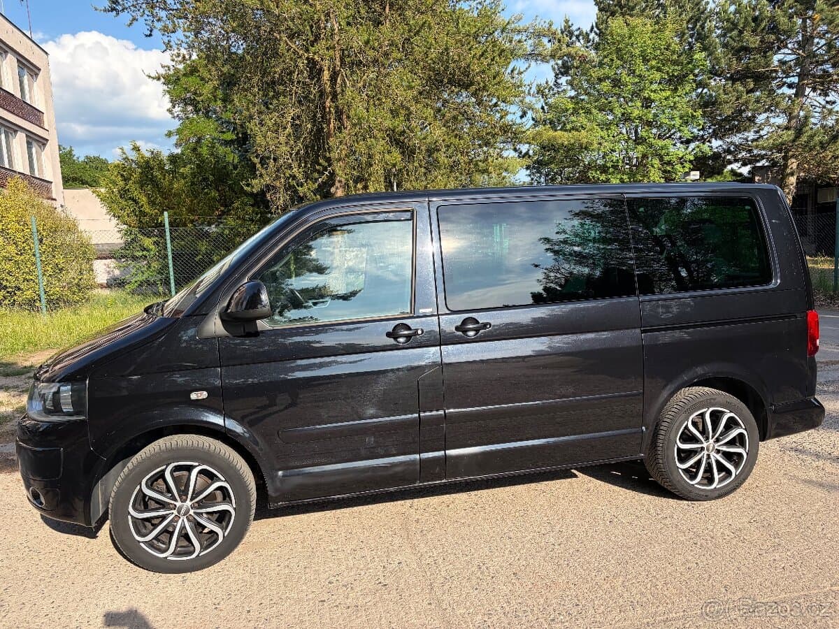 2013 Volkswagen MULTIVAN