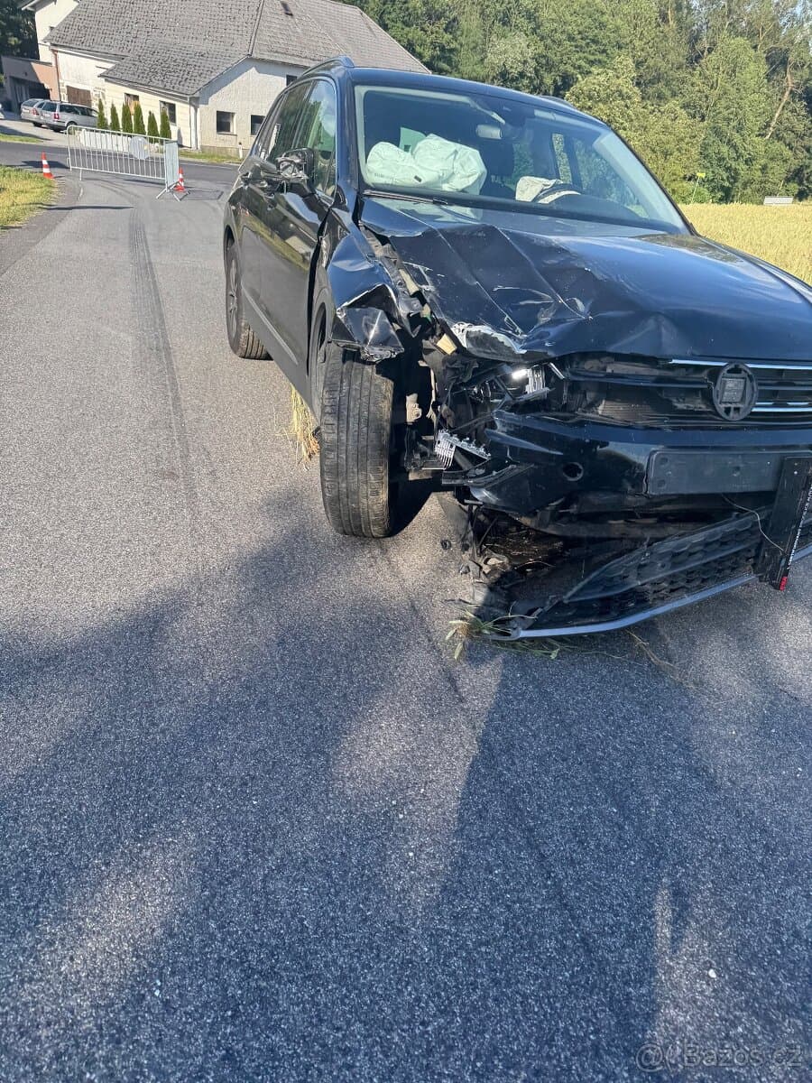 2016 Volkswagen TIGUAN