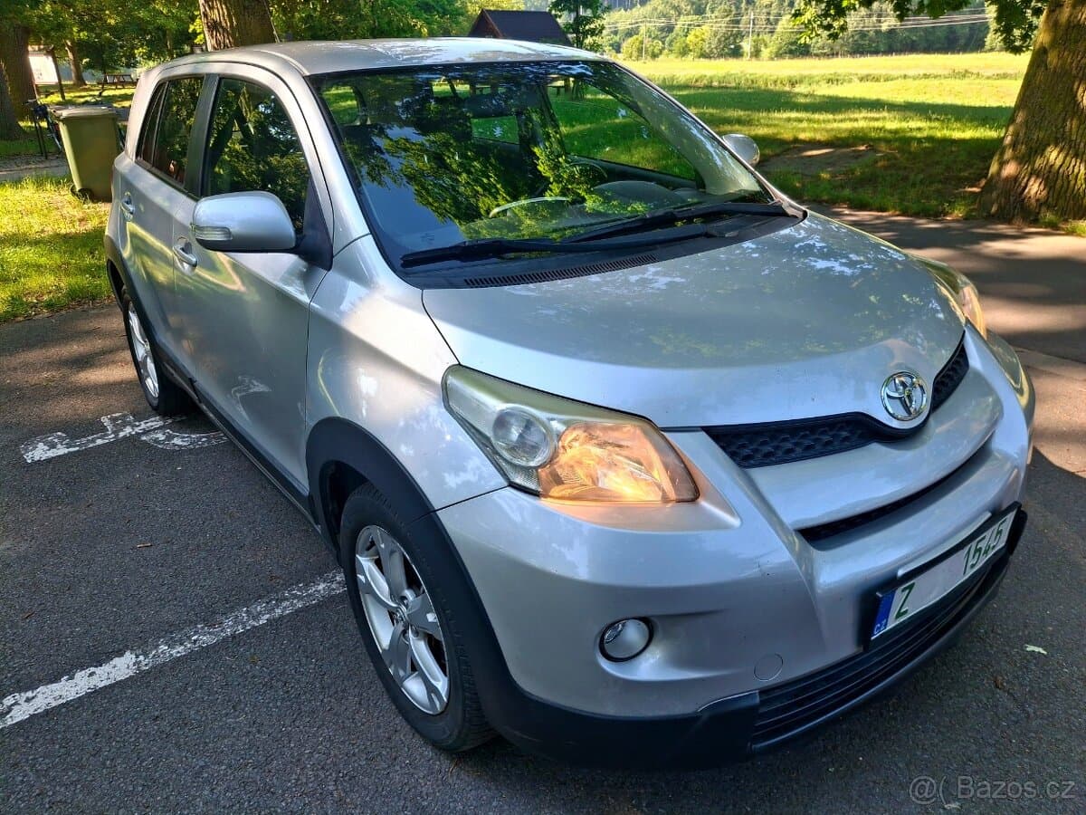 2010 Toyota OSTATNÍ