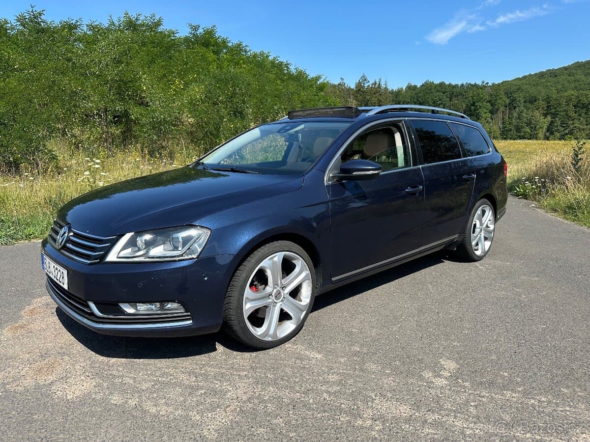 2011 Volkswagen PASSAT