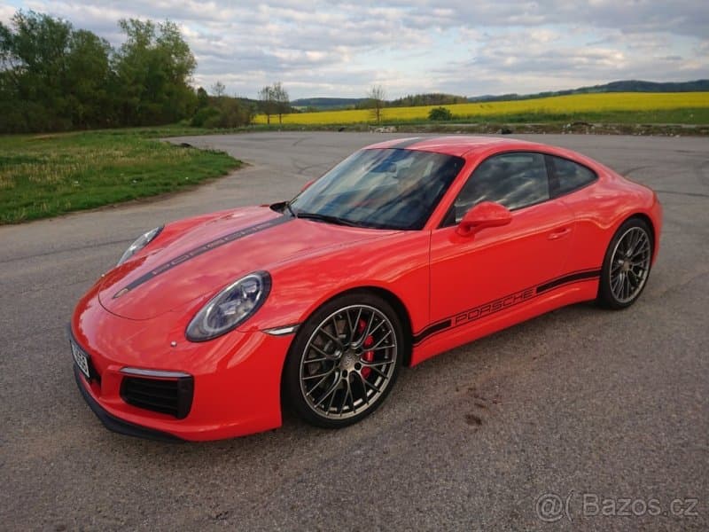 2016 Porsche 911