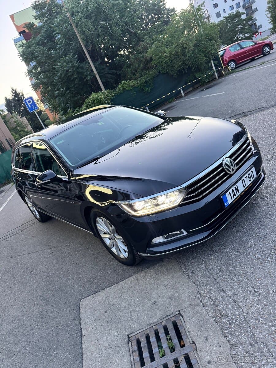 2015 Volkswagen PASSAT