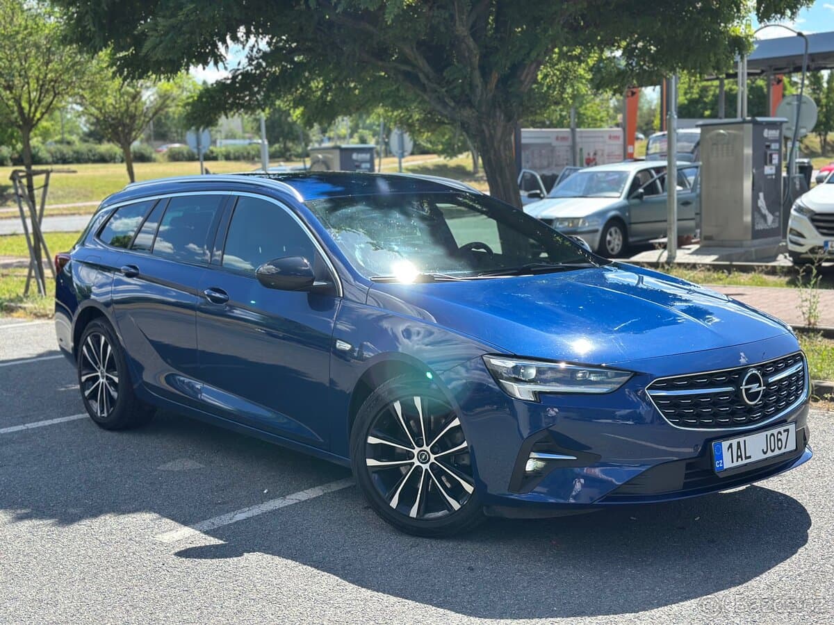 2021 Opel INSIGNIA