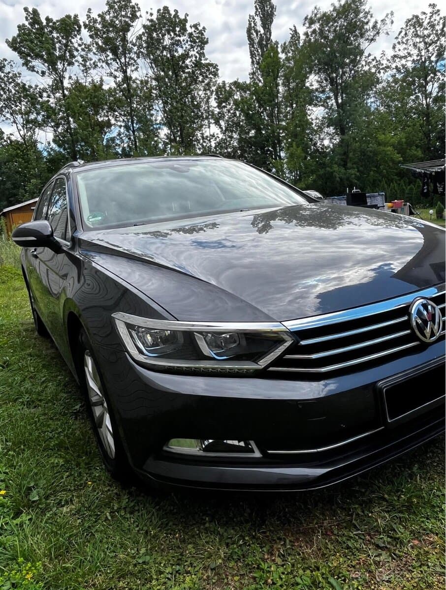 2019 Volkswagen PASSAT