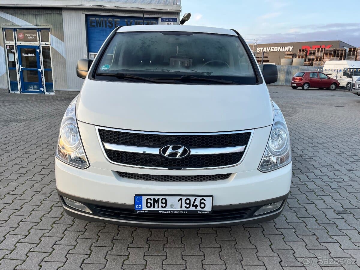 2011 Hyundai H-1