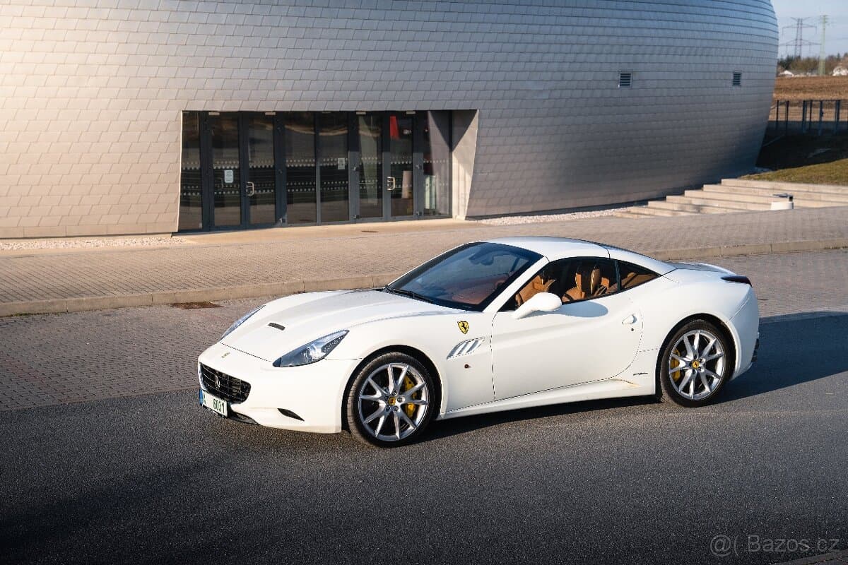 2010 Ferrari CALIFORNIA