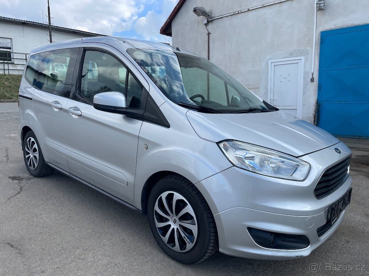 2015 Ford TOURNEO