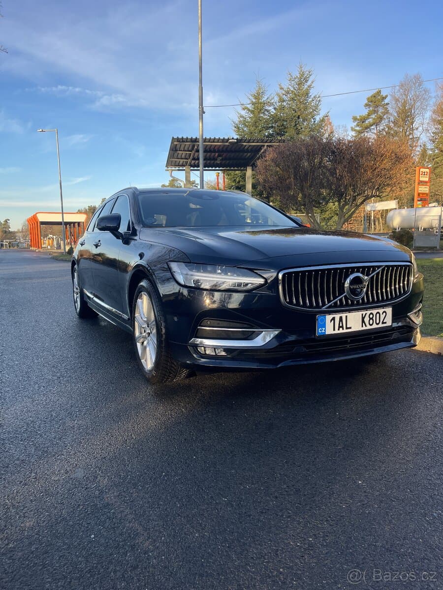 2018 Volvo V90