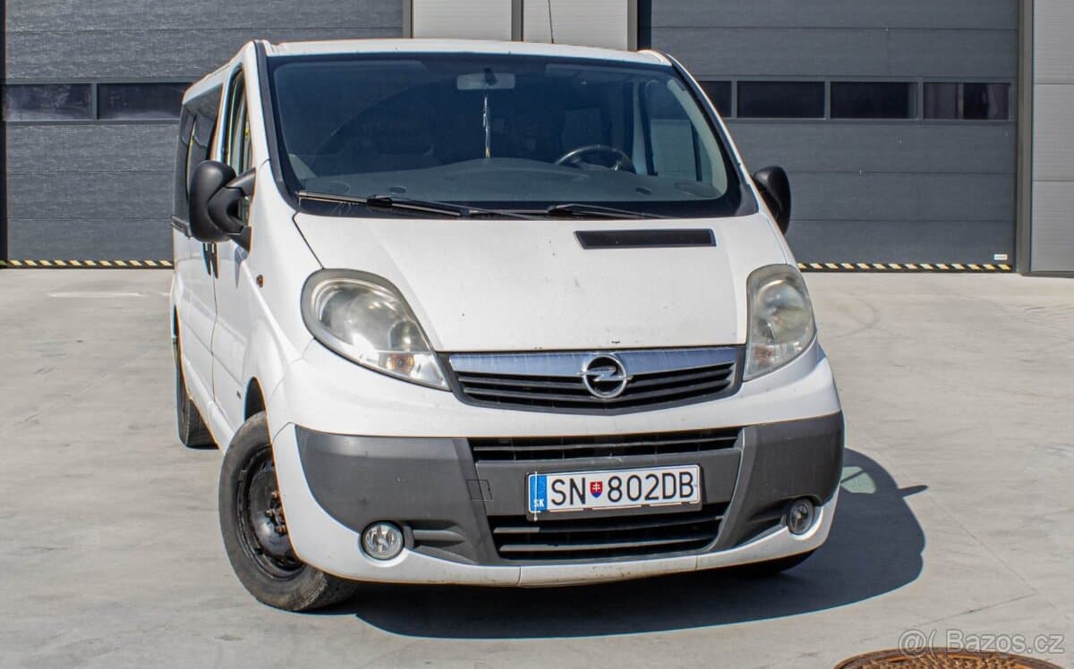 2011 Opel VIVARO