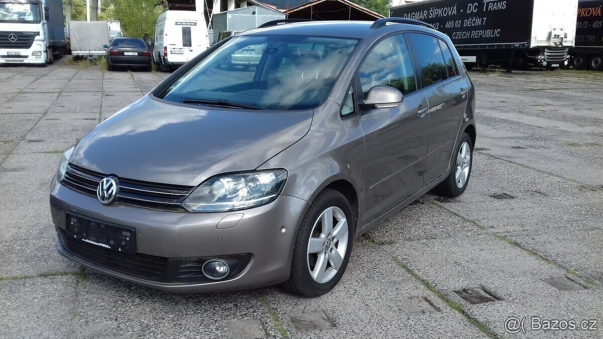 2011 Volkswagen GOLF