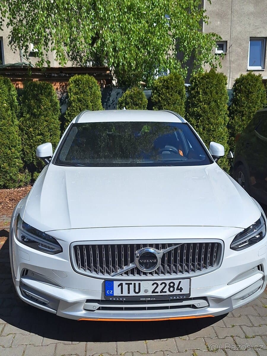 2019 Volvo V90