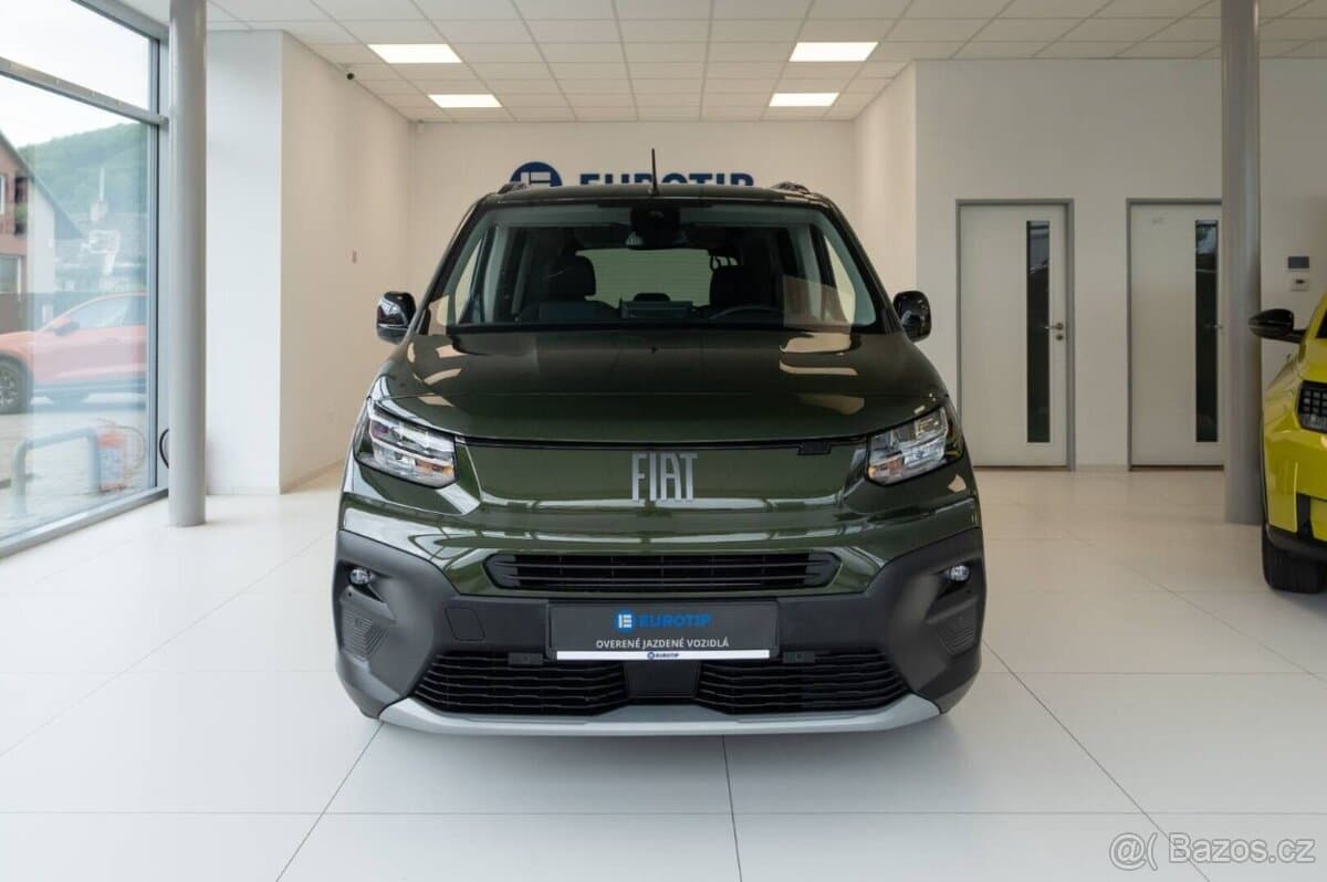 2025 Fiat DOBLO