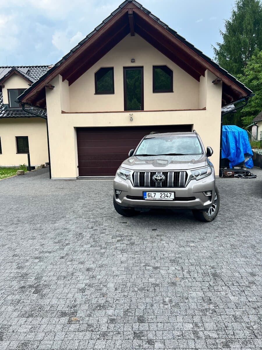 2024 Toyota LAND CRUISER