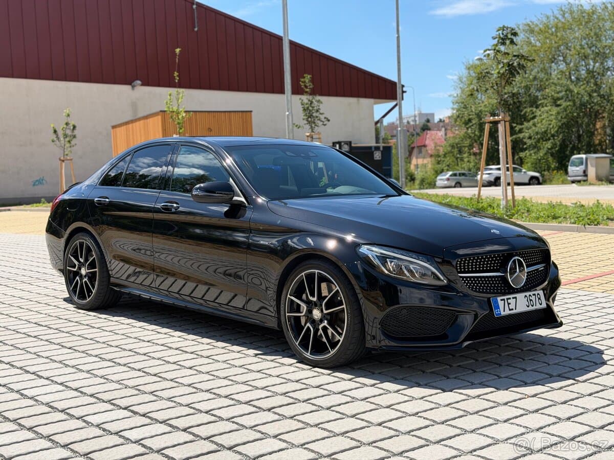 2015 Mercedes-Benz OSTATNÍ