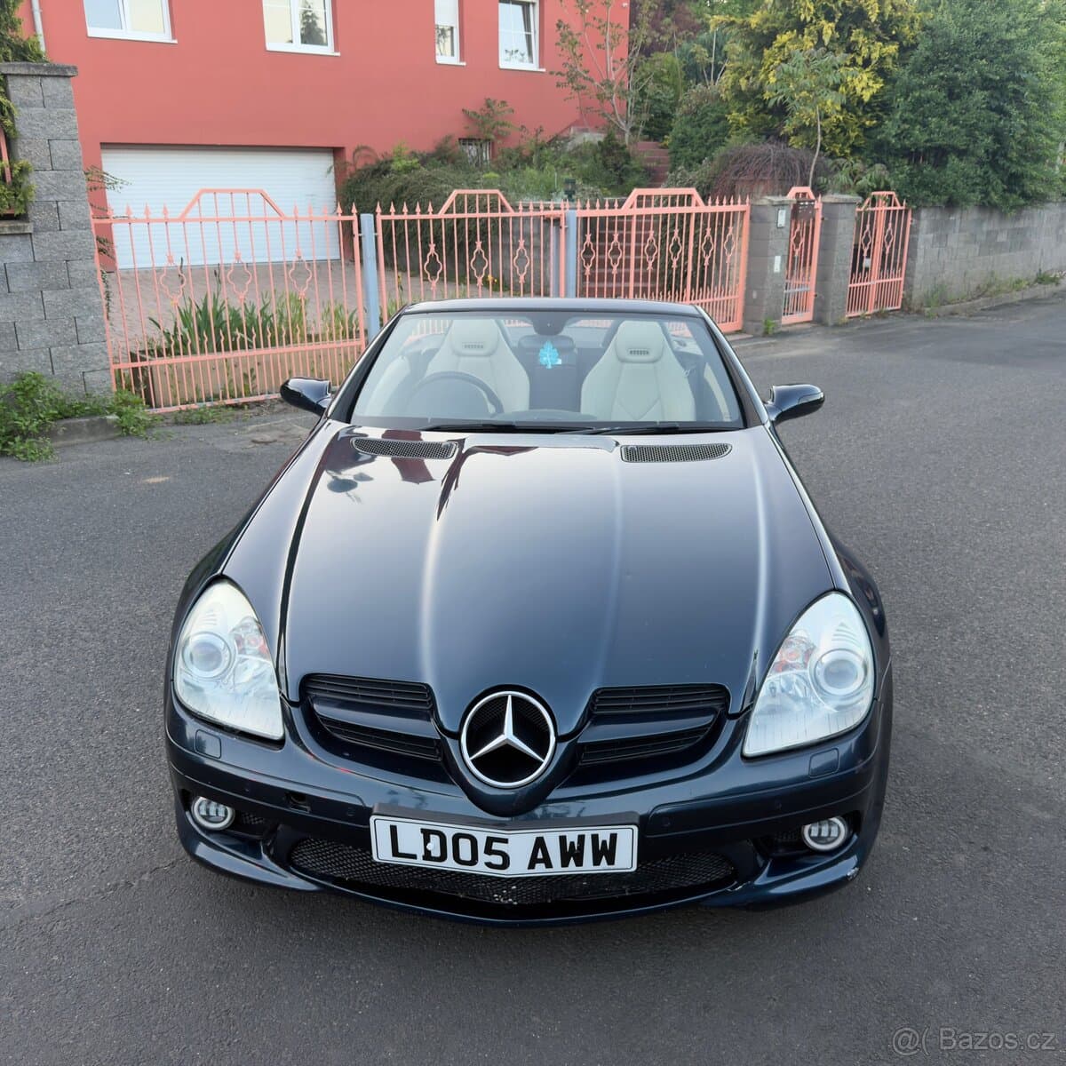 2005 Mercedes-Benz SL