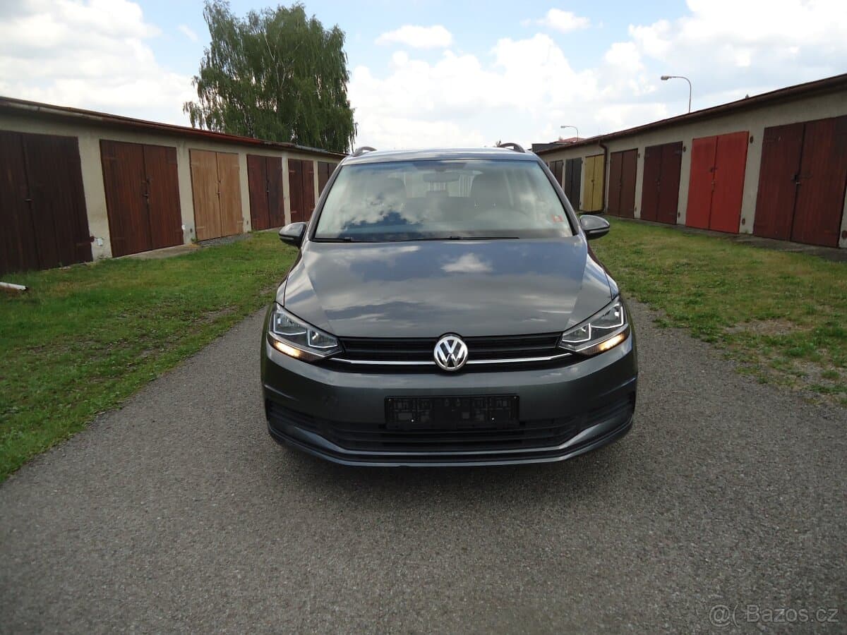 2018 Volkswagen TOURAN