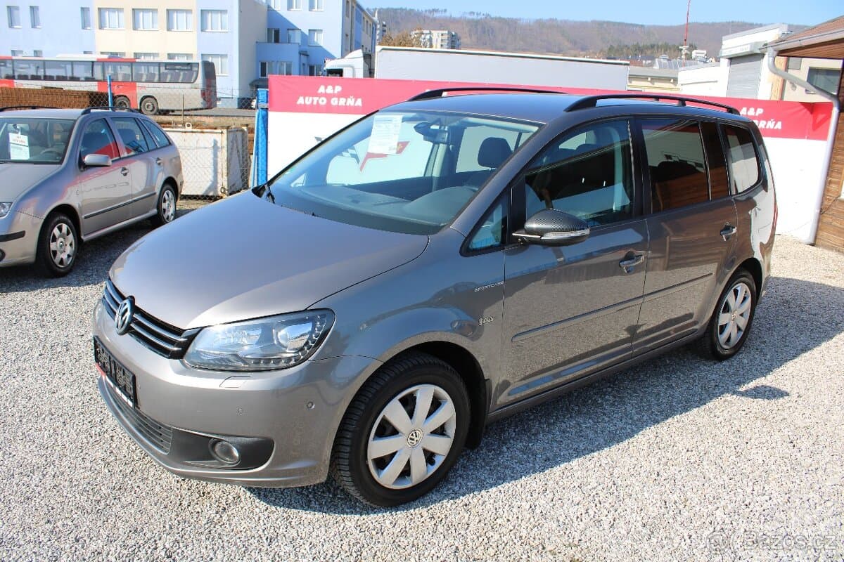 2011 Volkswagen TOURAN