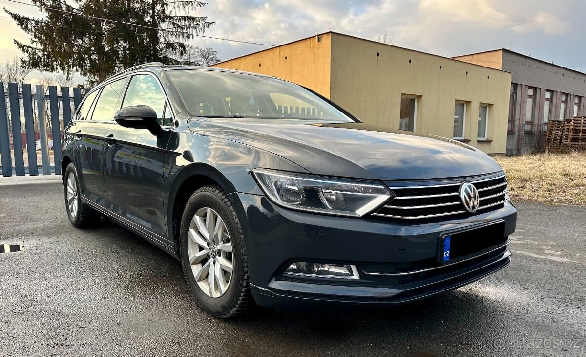 2015 Volkswagen PASSAT