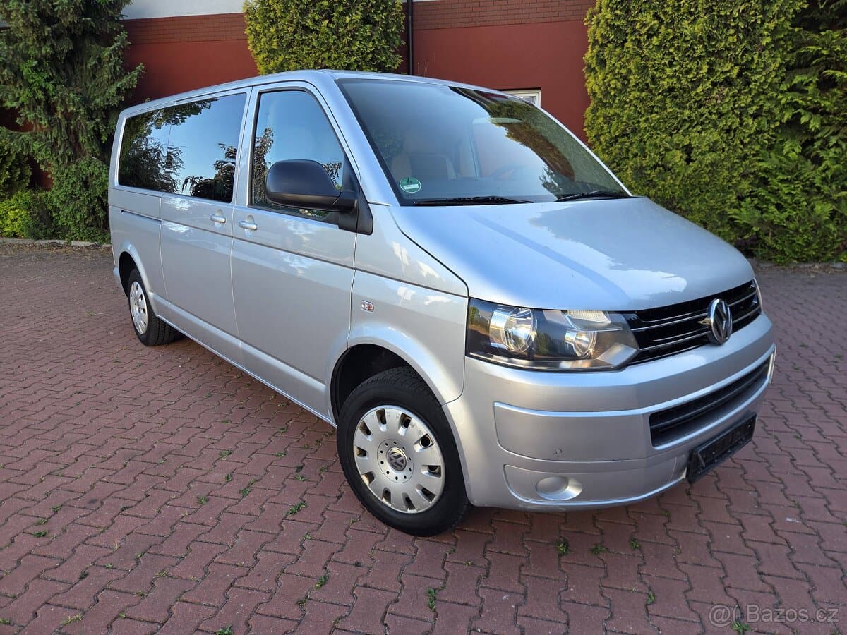 2011 Volkswagen CARAVELLE