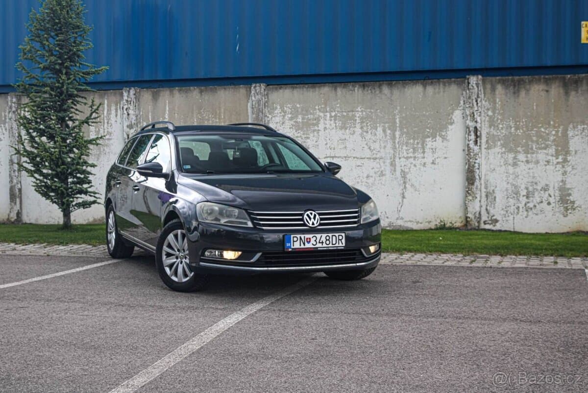 2012 Volkswagen PASSAT