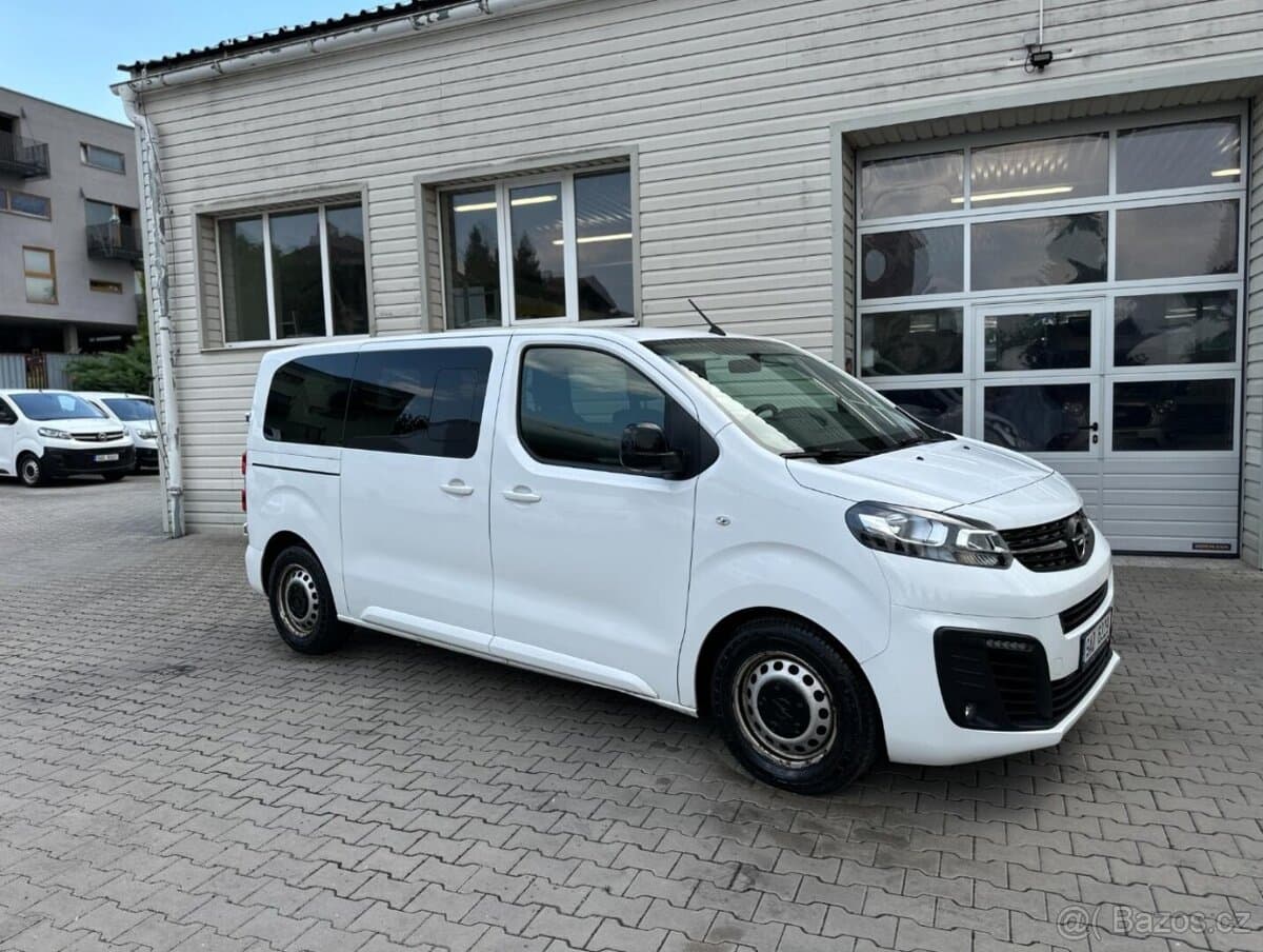 2022 Opel VIVARO