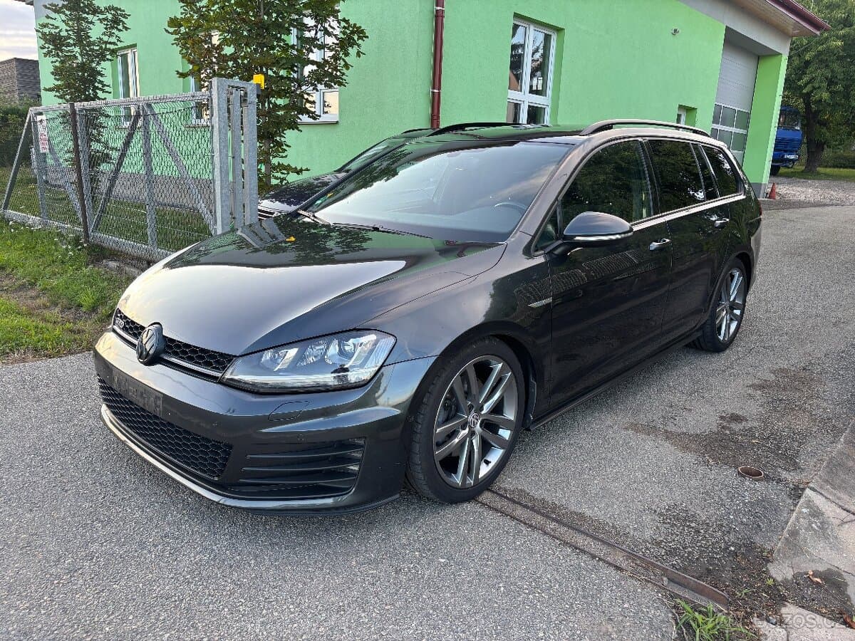 2016 Volkswagen GOLF
