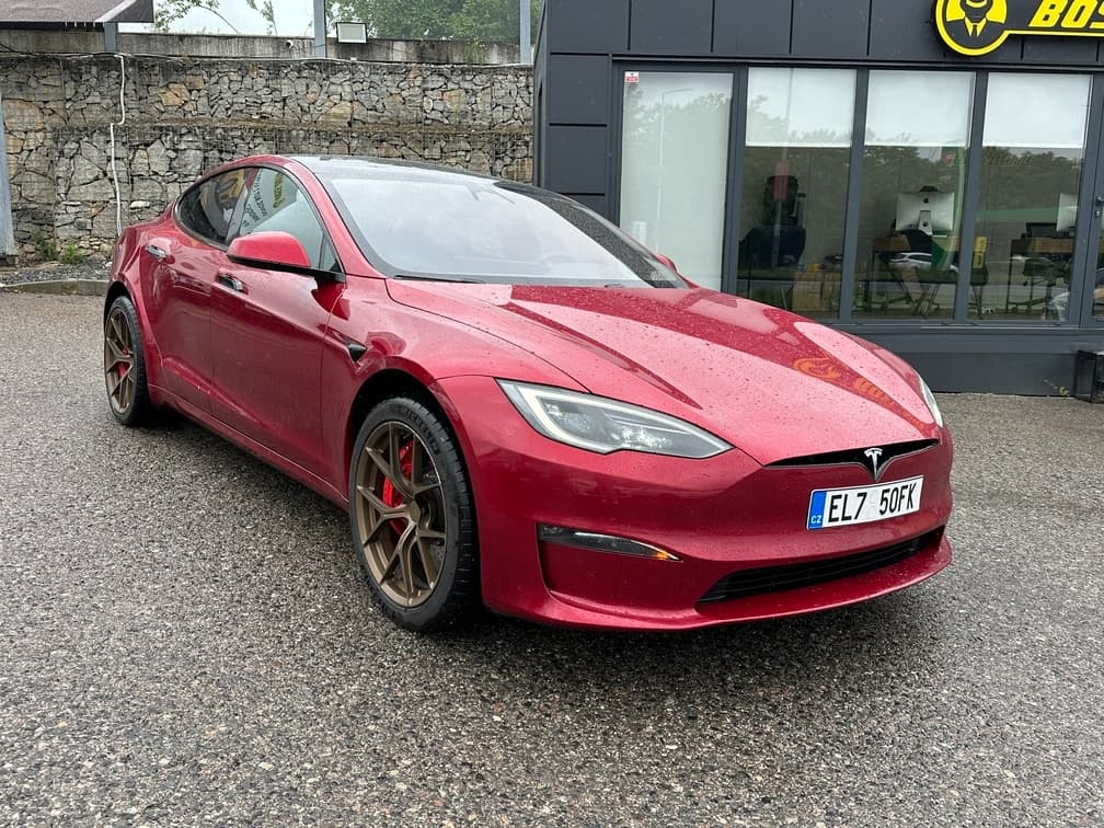 2024 Tesla MODEL S