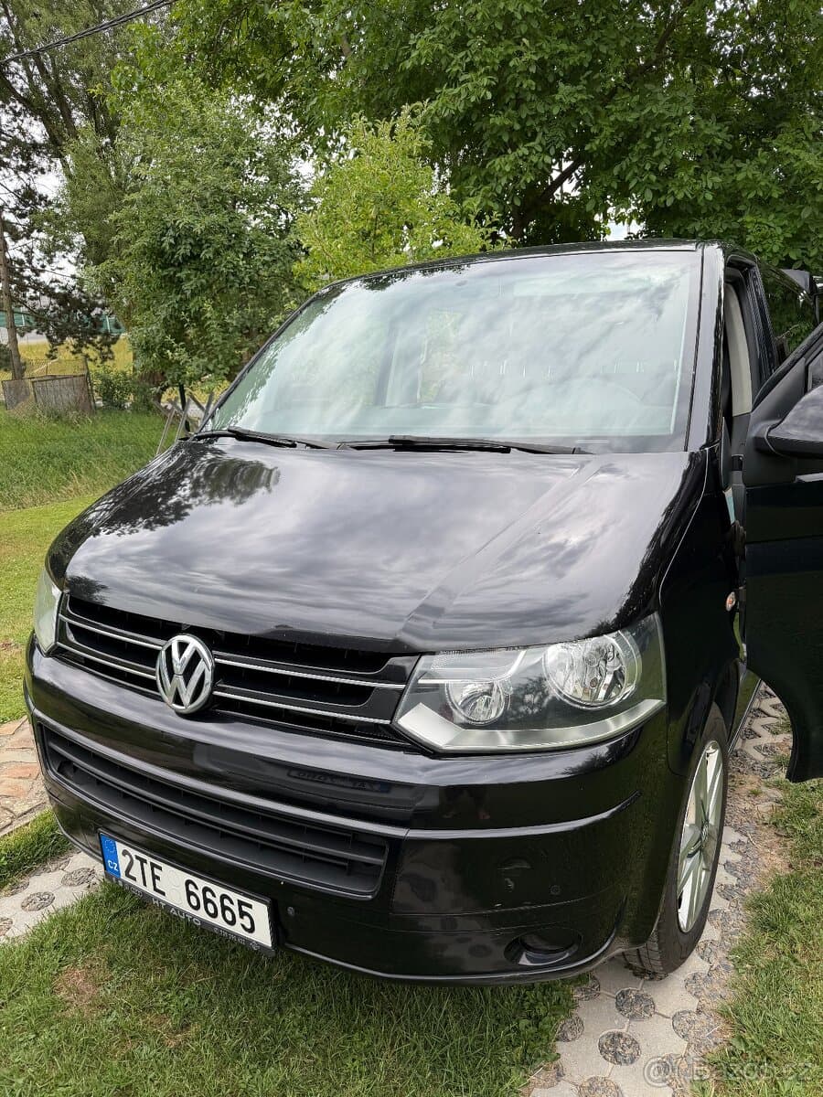 2011 Volkswagen CARAVELLE