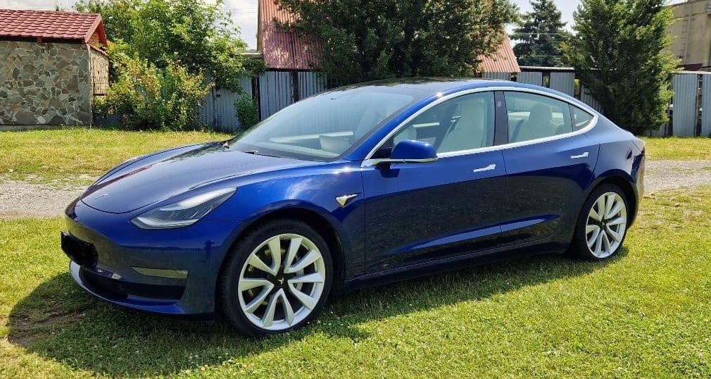 2020 Tesla MODEL 3