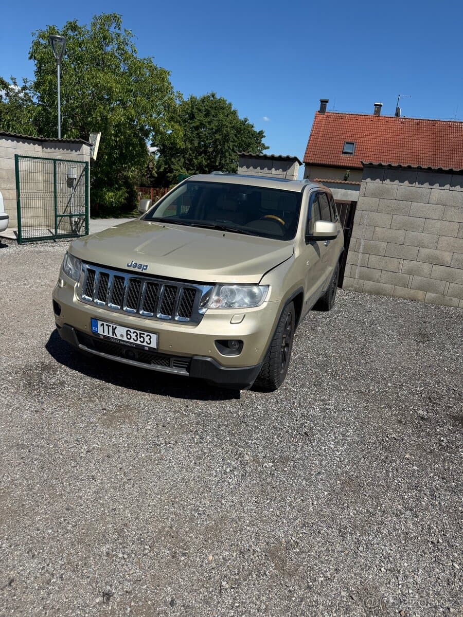 2011 Jeep CHEROKEE