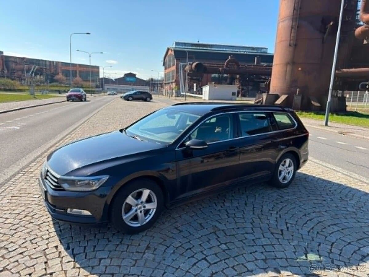 2015 Volkswagen PASSAT