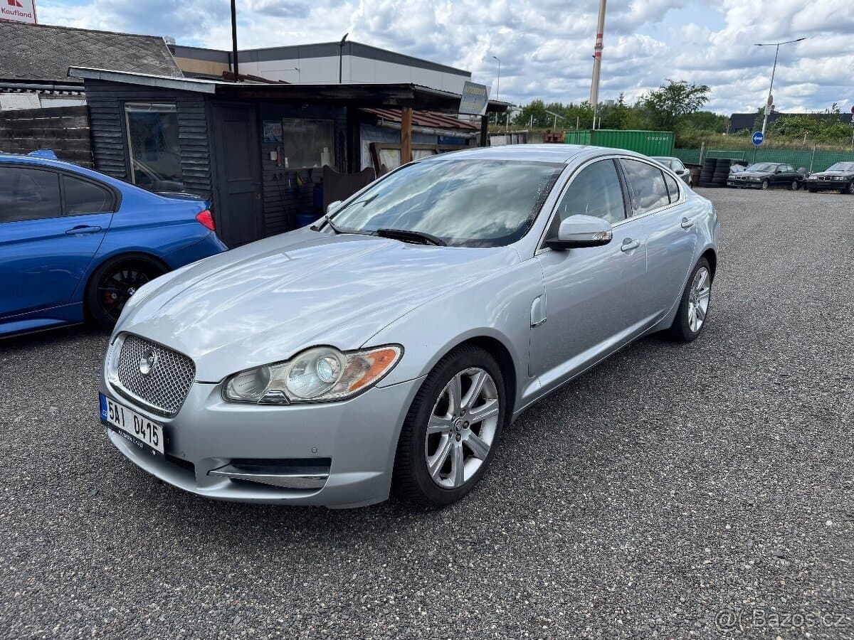 2009 Jaguar XF