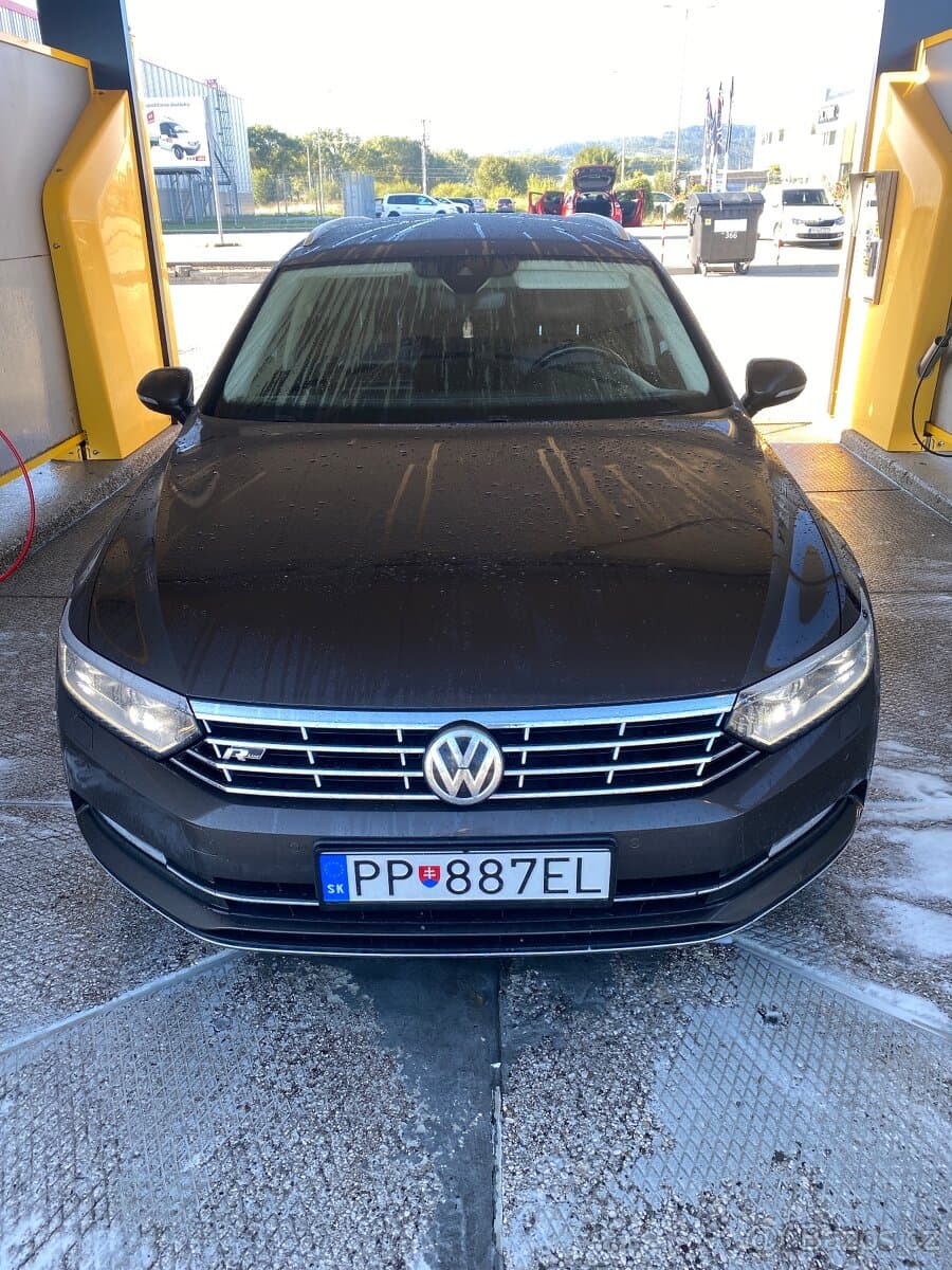 2015 Volkswagen PASSAT