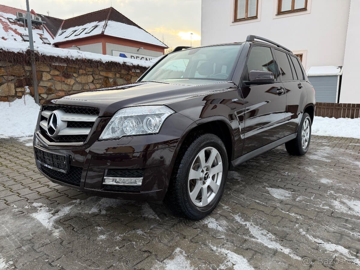2011 Mercedes-Benz GLK
