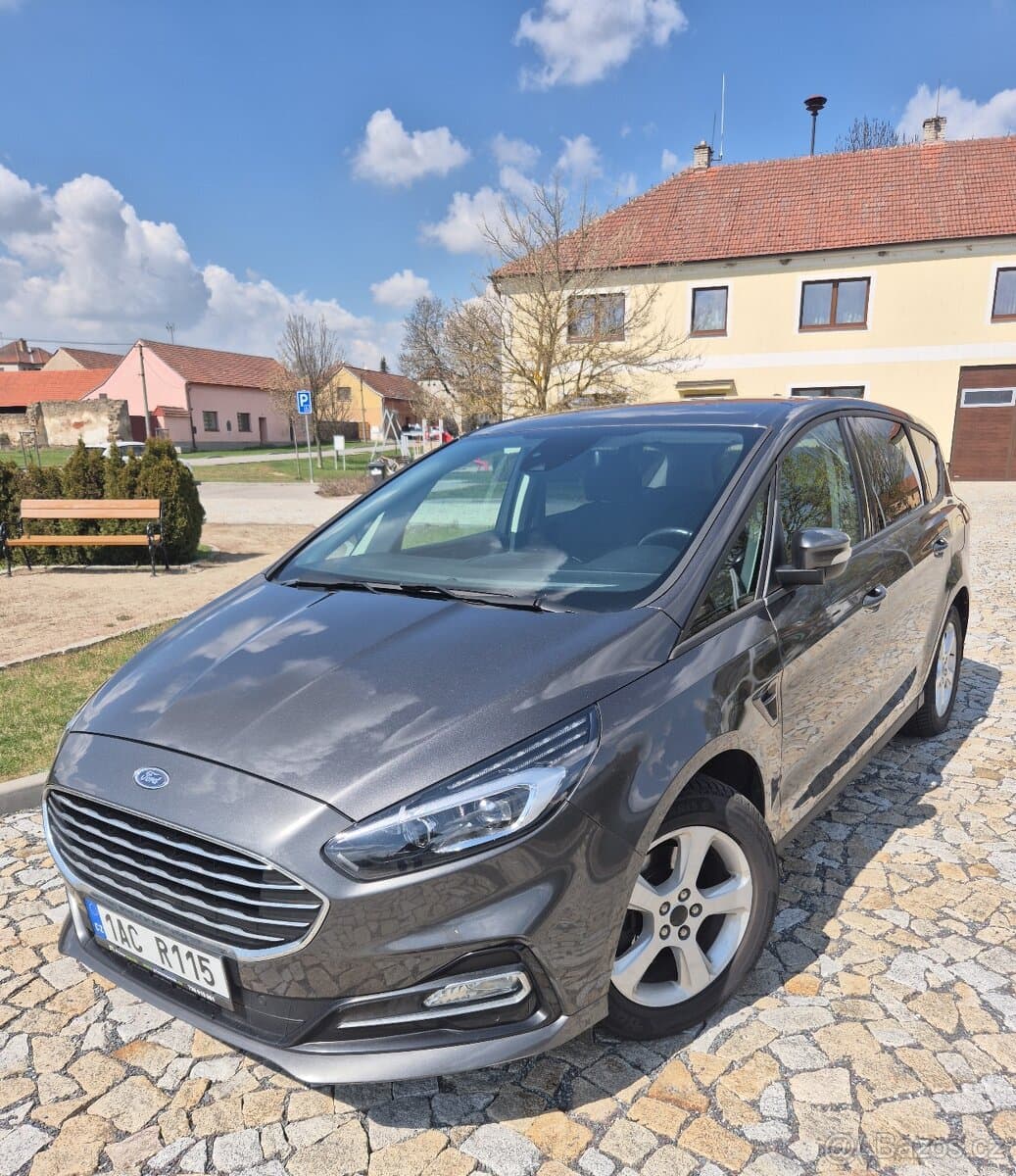 2021 Ford S-MAX