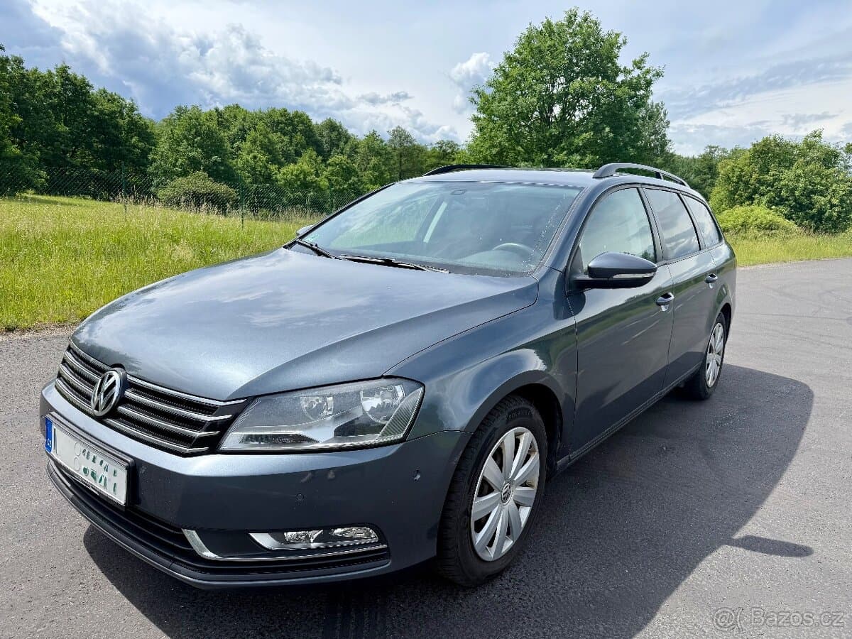 2013 Volkswagen PASSAT