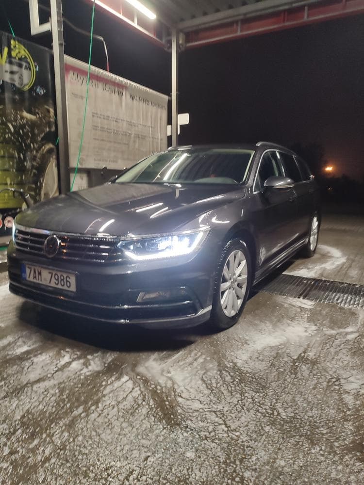 2019 Volkswagen PASSAT