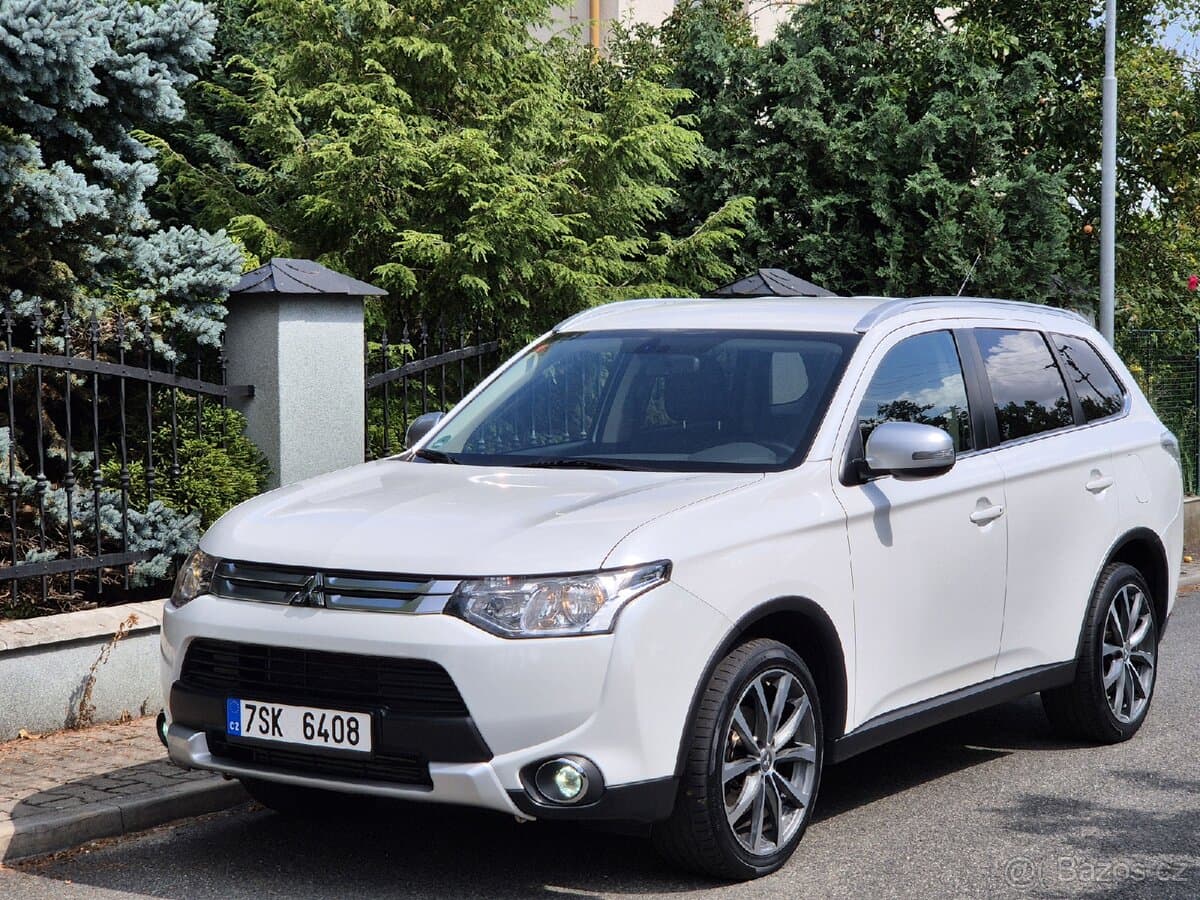 2015 Mitsubishi OUTLANDER