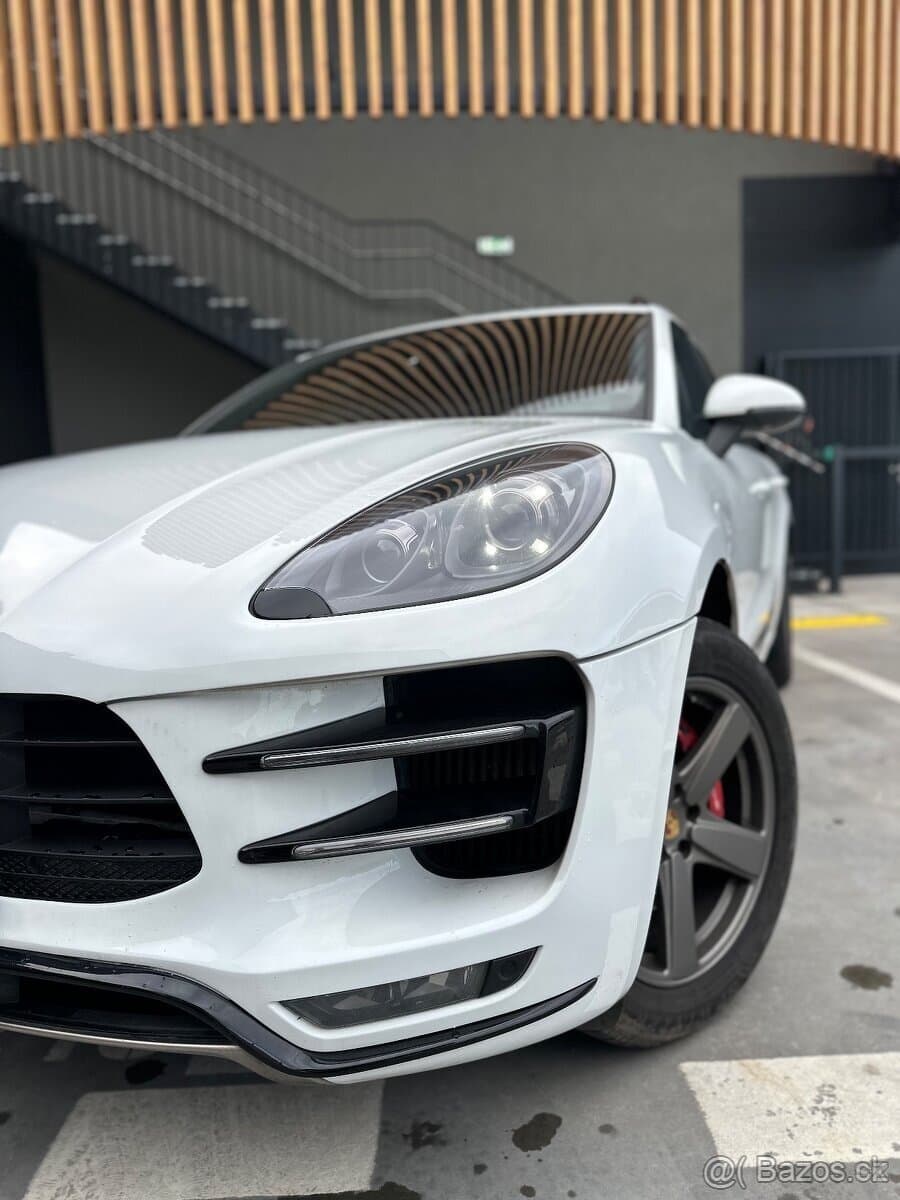 2015 Porsche MACAN