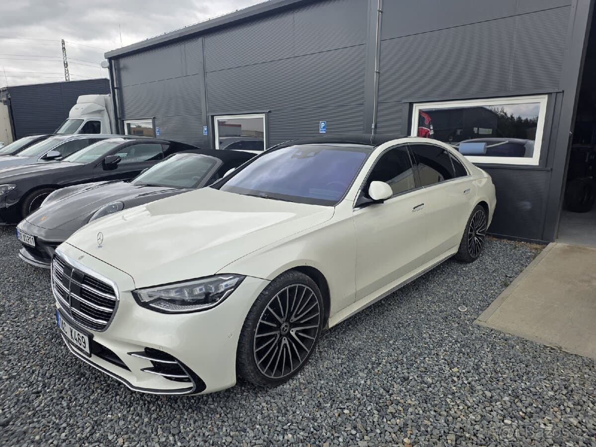 2022 Mercedes-Benz OSTATNÍ