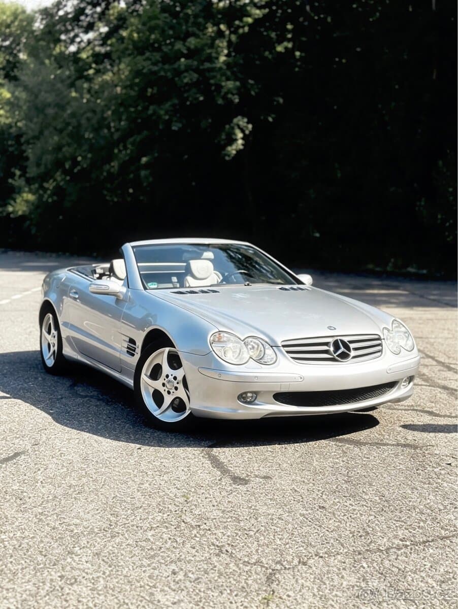 2004 Mercedes-Benz SL