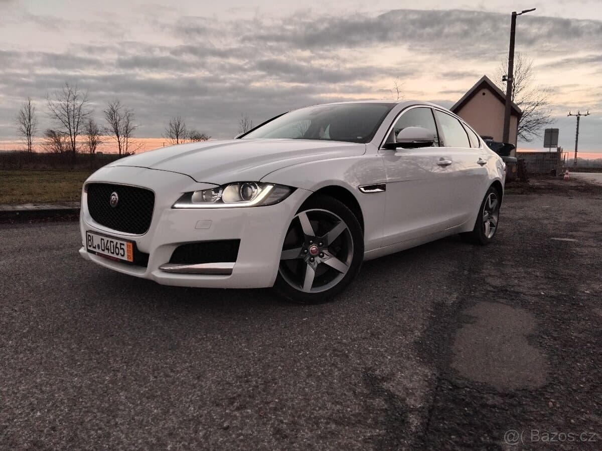 2016 Jaguar XF