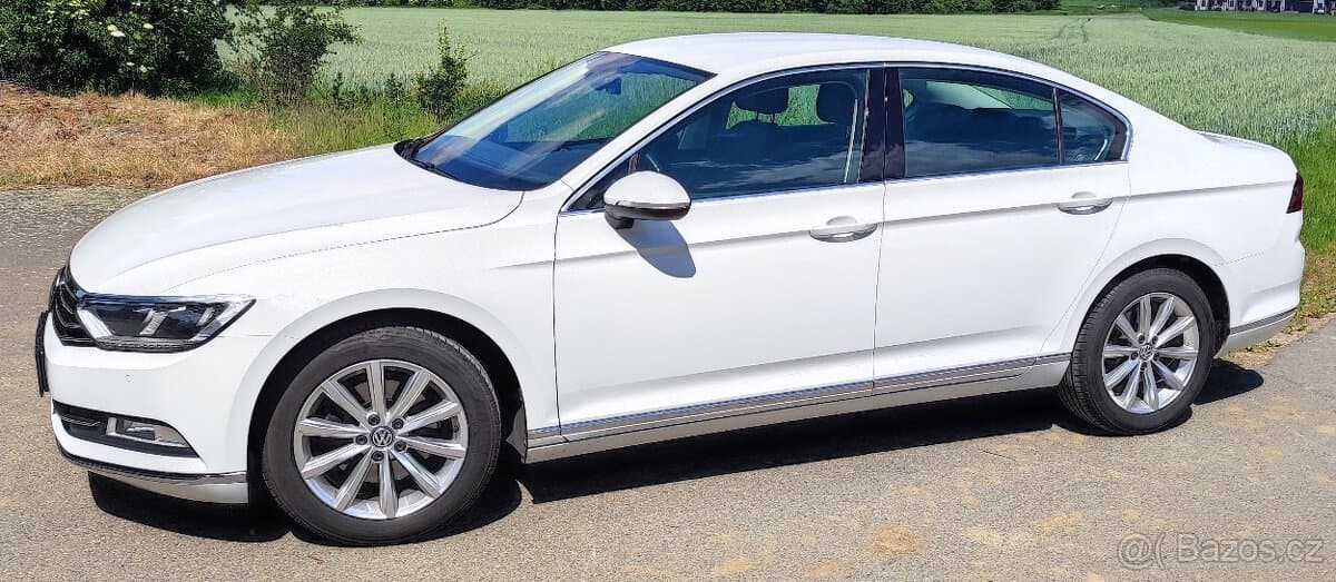 2016 Volkswagen PASSAT