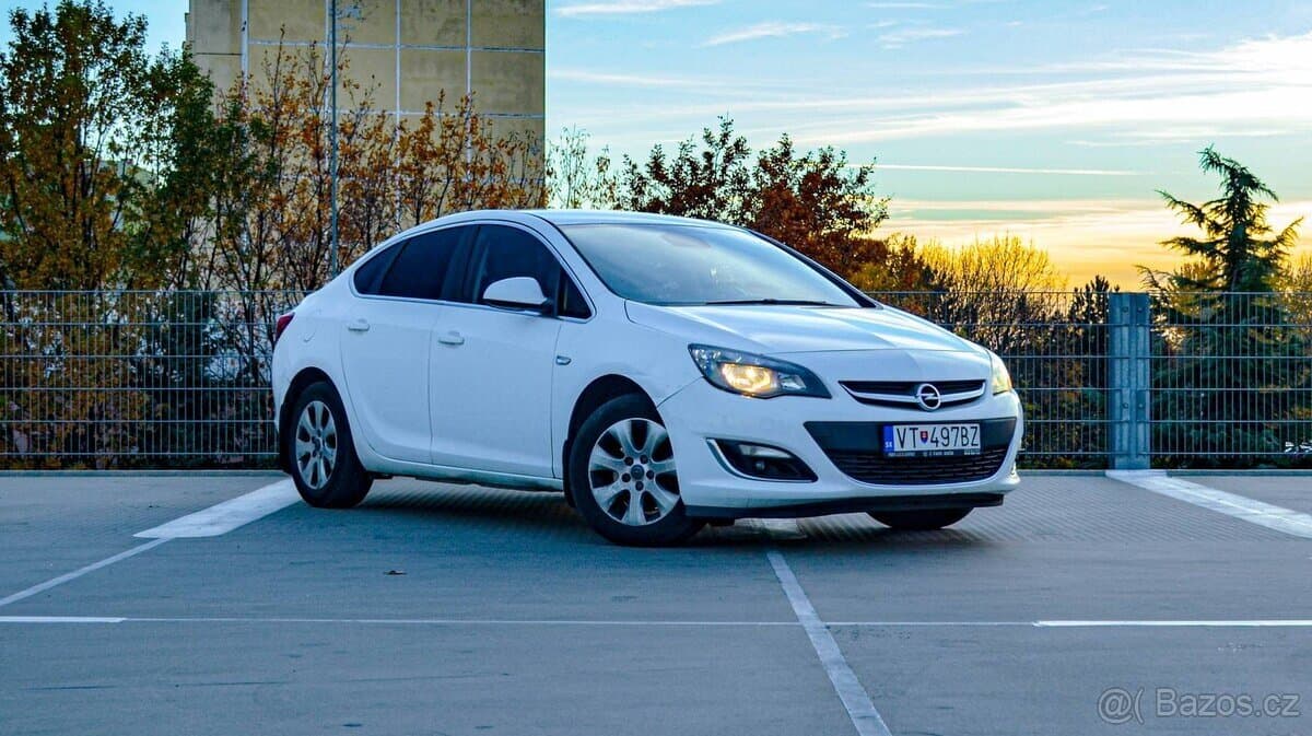 2014 Opel ASTRA