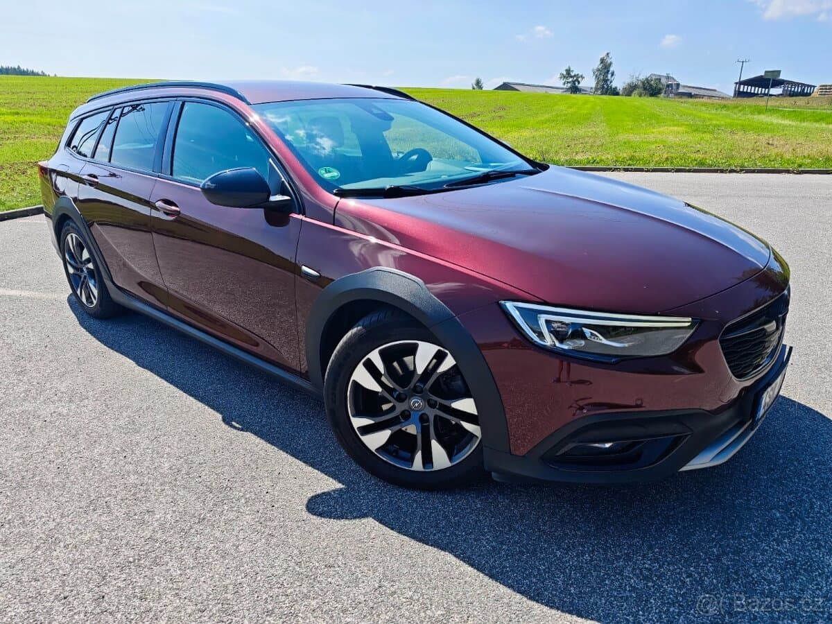 2018 Opel INSIGNIA