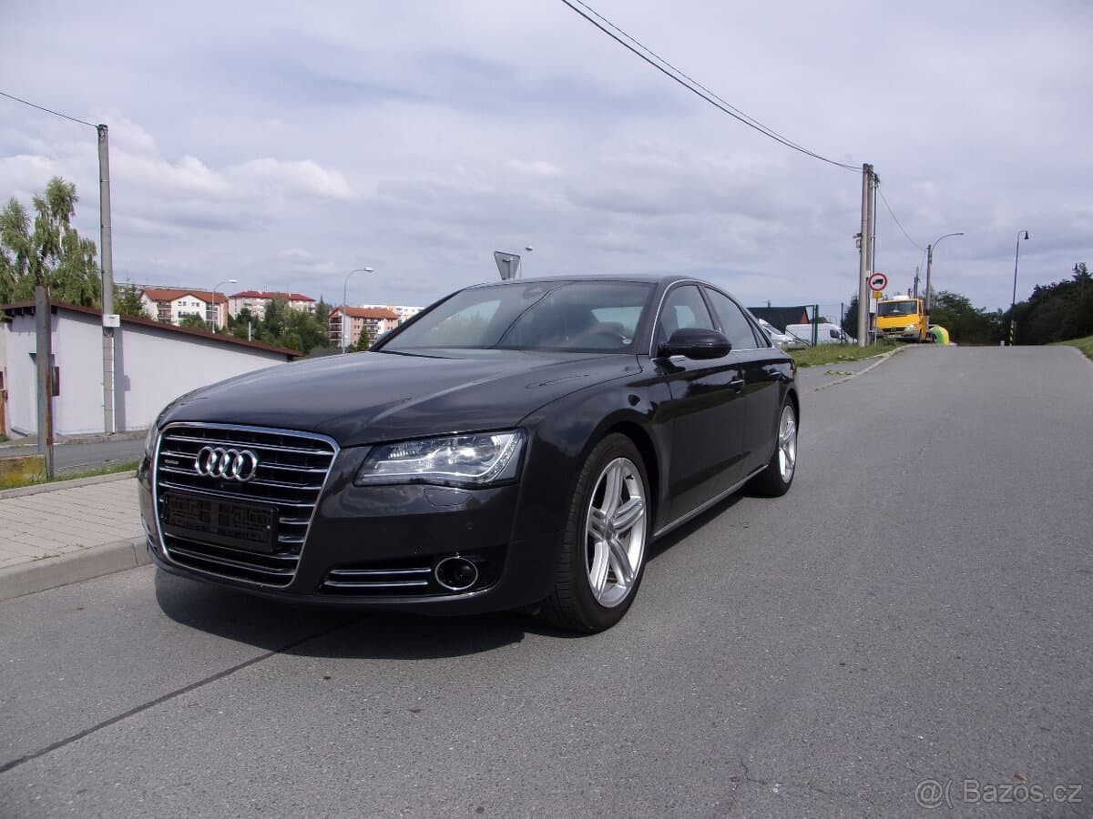 2012 Audi A8