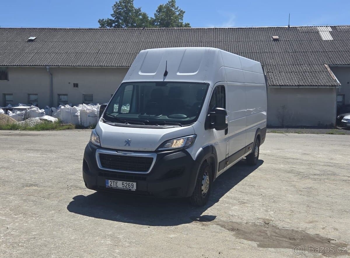 2022 Peugeot BOXER
