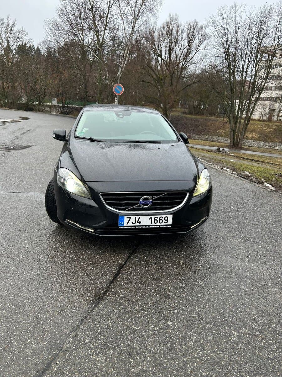 2014 Volvo V40