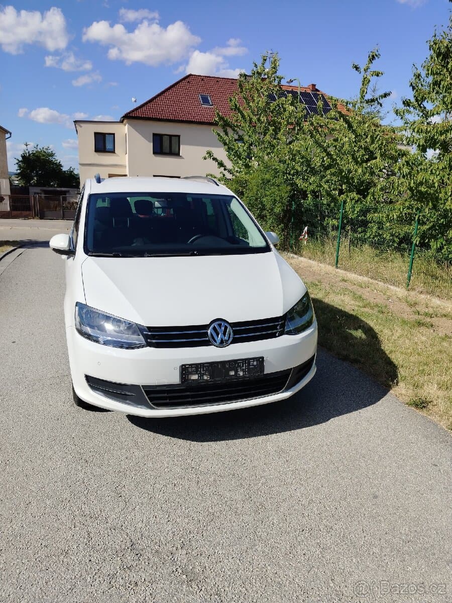 2011 Volkswagen SHARAN